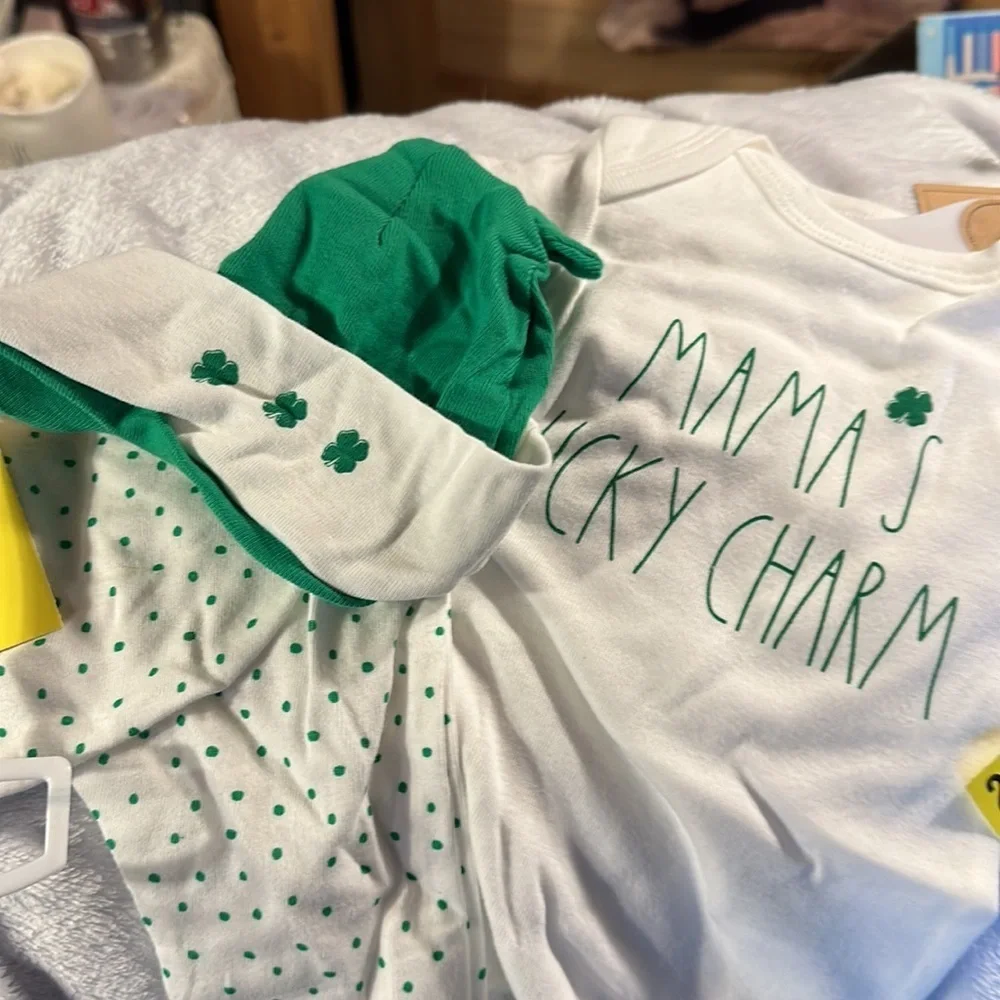 Rae Dunn “Mama’s Lucky Charm” PJ SET